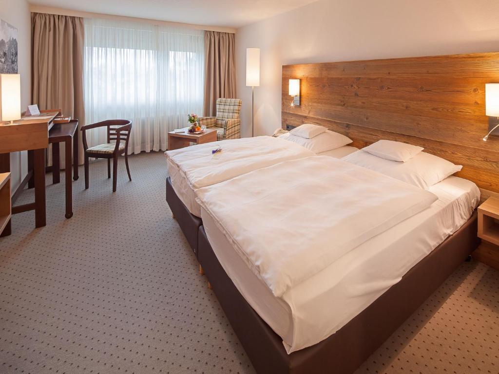 Schüle's Wellnessresort&SPA Adults Only Oberstdorf Habitación foto